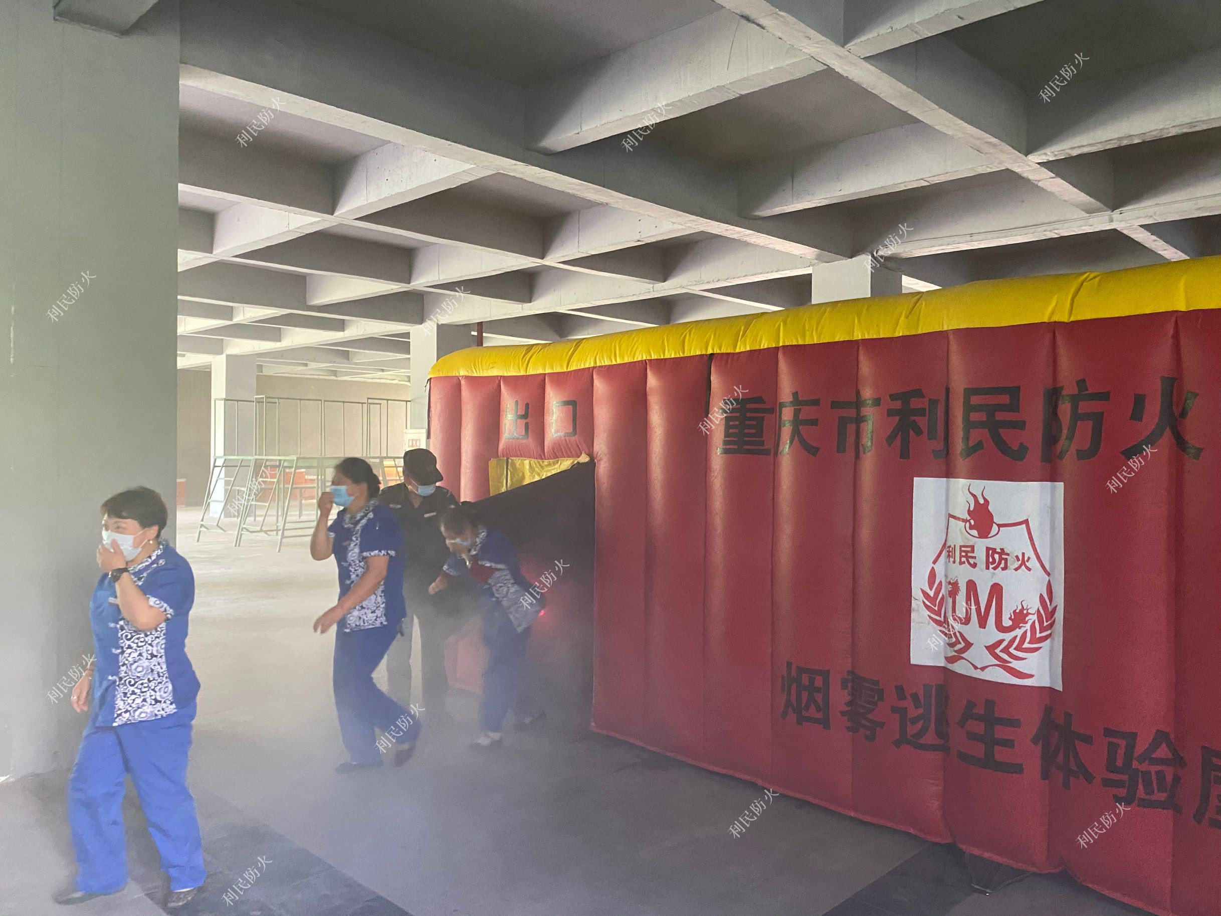 气垫屋演练.jpg